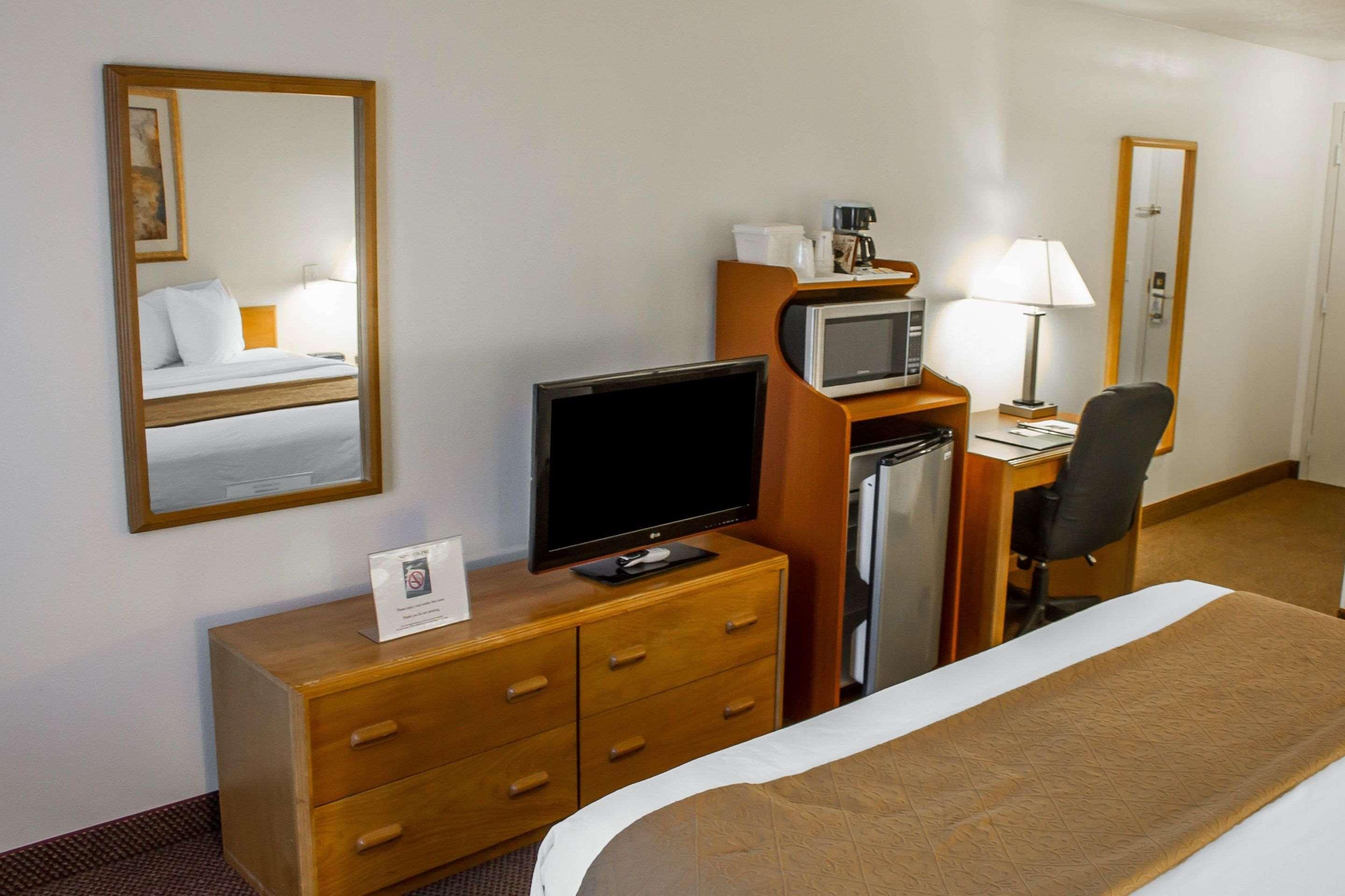 Quality Inn & Suites Longview Kelso Buitenkant foto