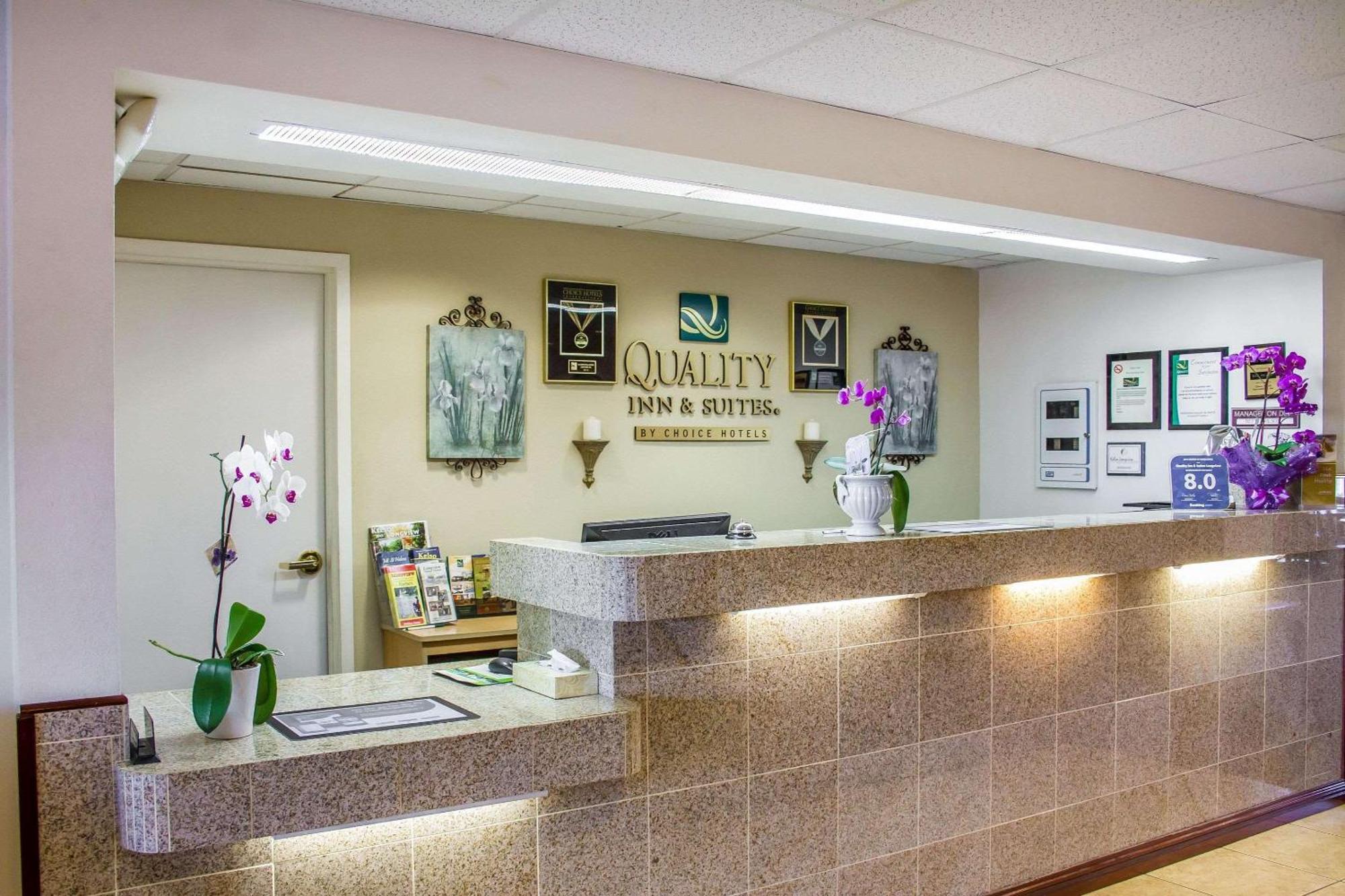 Quality Inn & Suites Longview Kelso Buitenkant foto