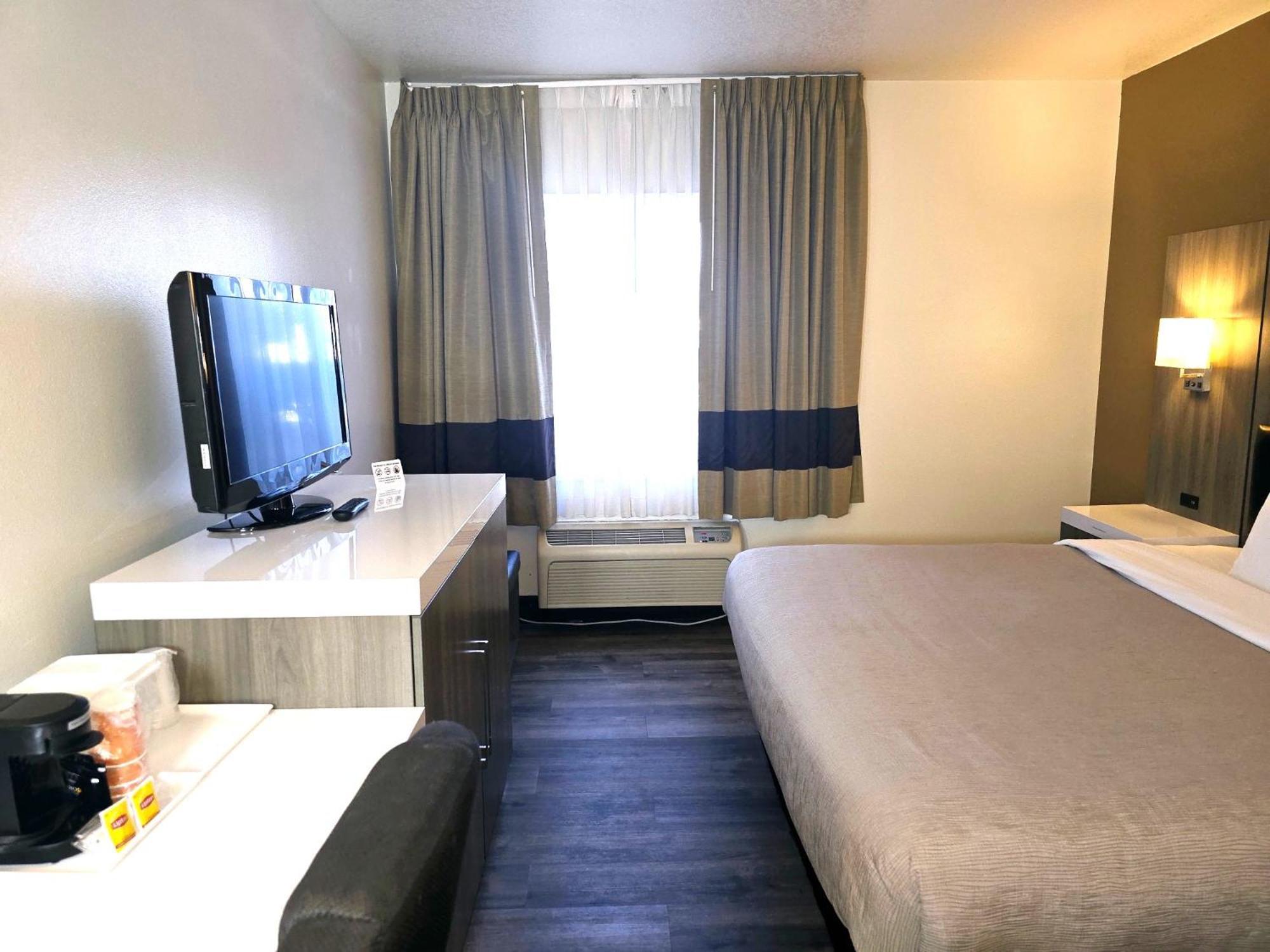 Quality Inn & Suites Longview Kelso Buitenkant foto