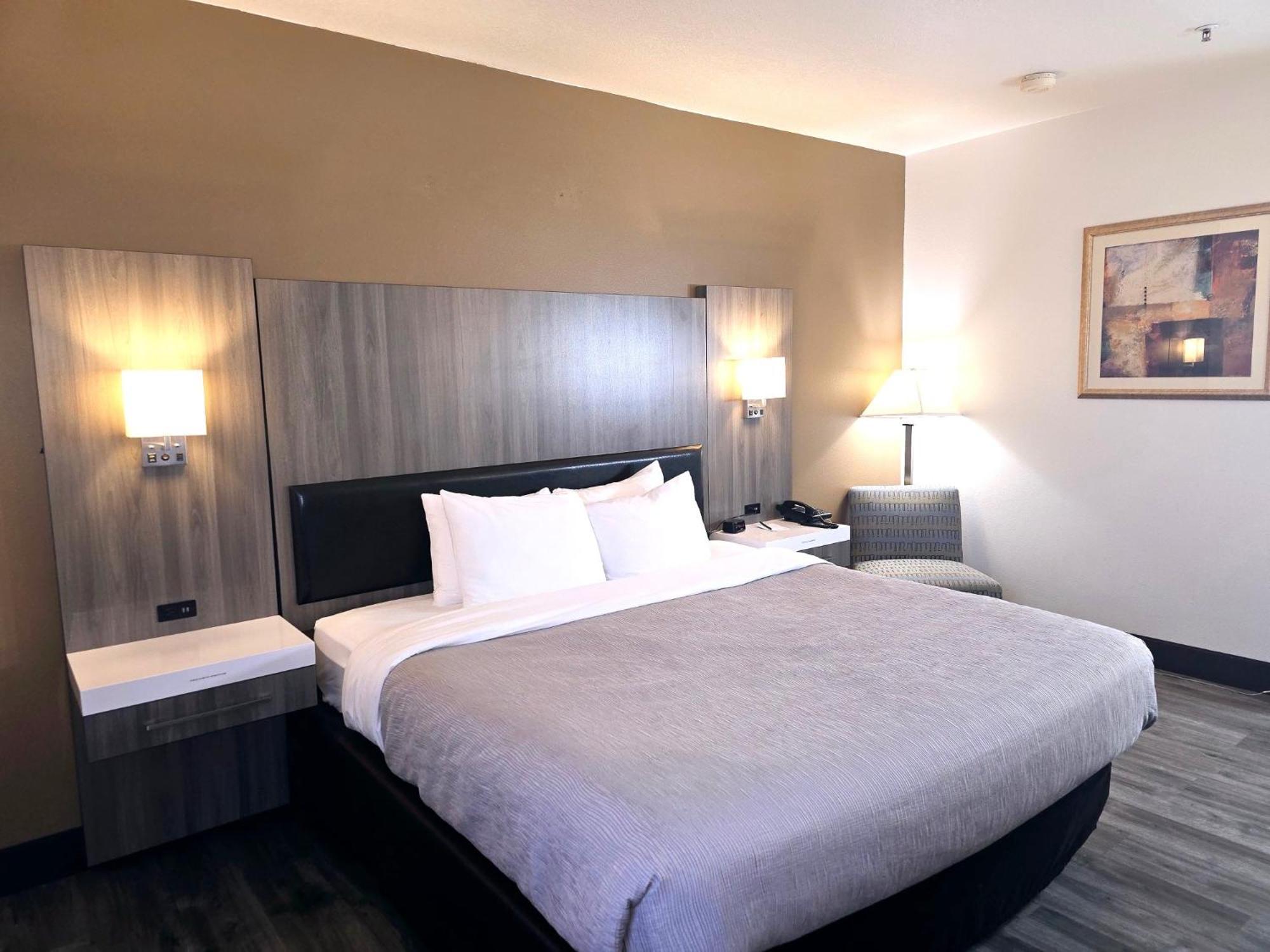 Quality Inn & Suites Longview Kelso Buitenkant foto