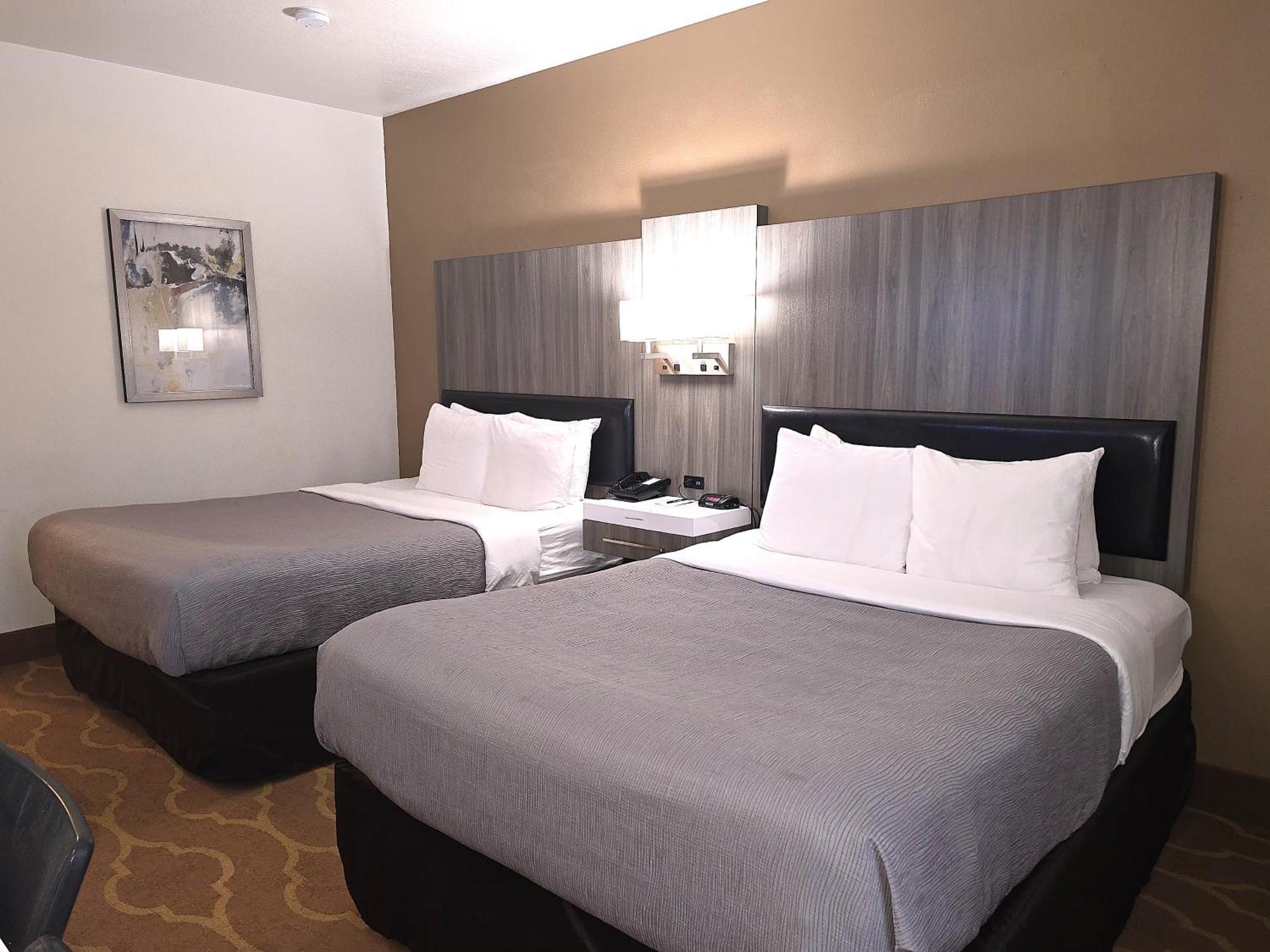 Quality Inn & Suites Longview Kelso Buitenkant foto