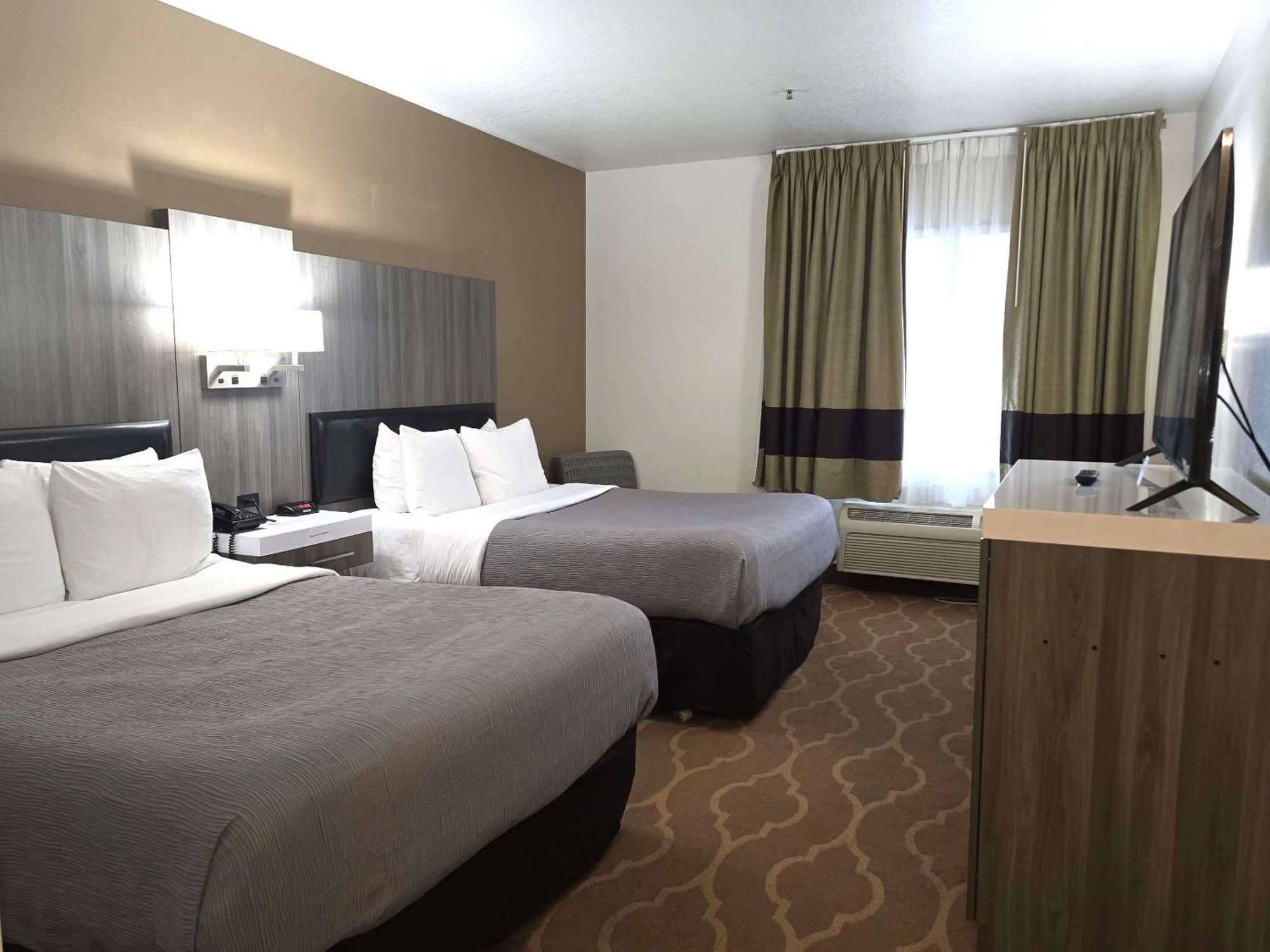 Quality Inn & Suites Longview Kelso Buitenkant foto